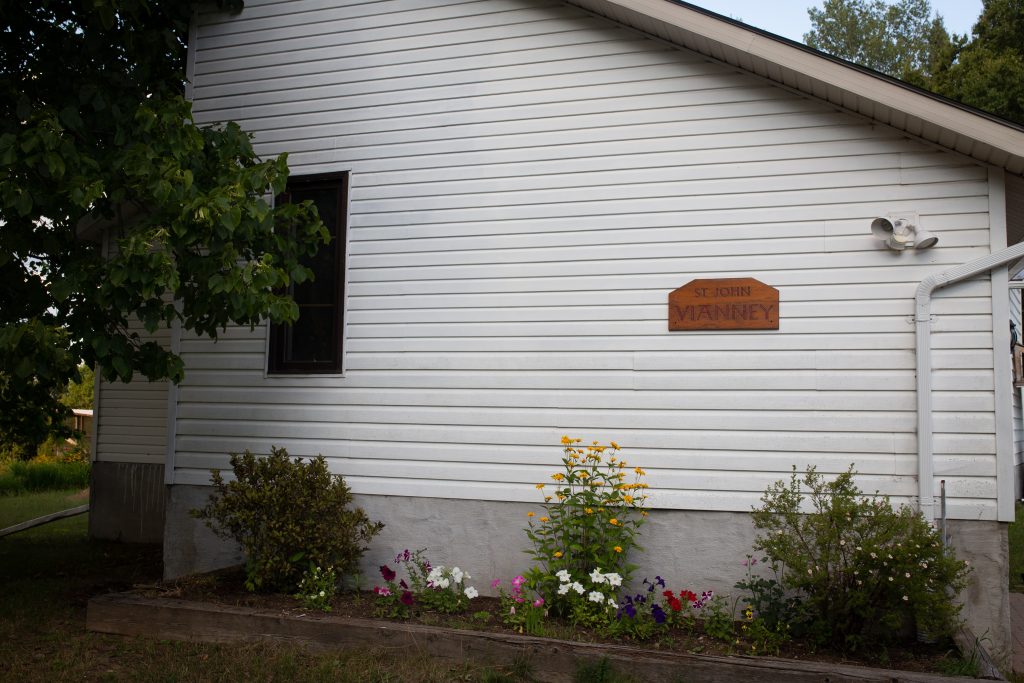 catholic-clergy-retreat-vianney-house