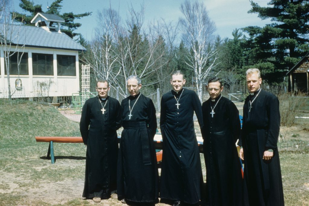 clergy-priests-community-madonna-house