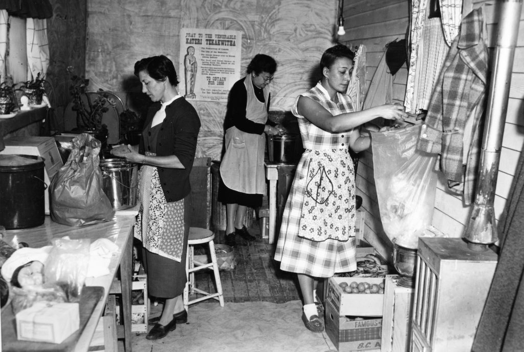 donations-begging-work-madonna-house