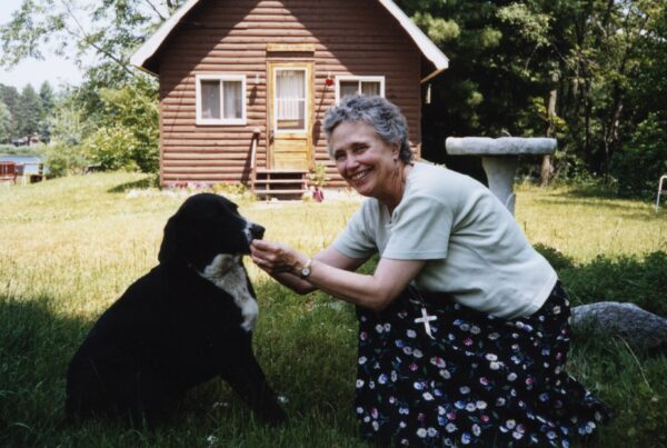 Beth Holmes with dog Kaylee
