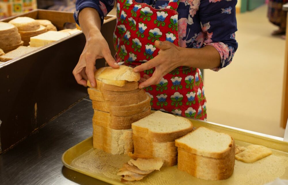 What Does Fresh Bread Taste Like? <p>by Catherine Lesage</p>